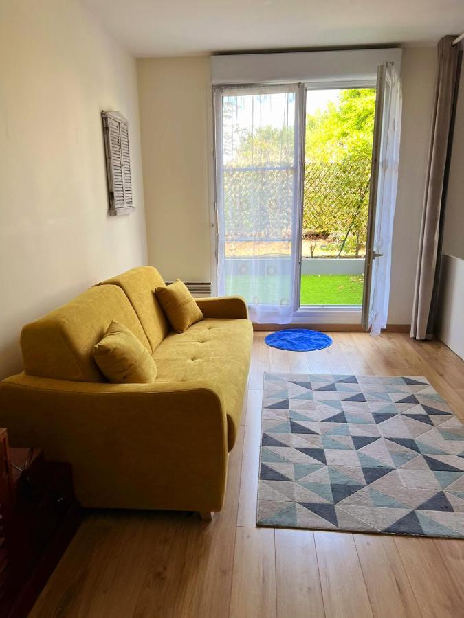Appartement Disneyland Paris Val D'Europe La Vallee Village Parking 500M Gare Val D'Europe Montévrain Exteriör bild